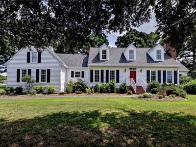 9084 River Cres