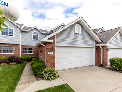 Property at 2845 Water Tower Ln, Darien, IL