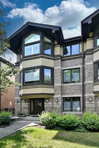 110 N Myrtle Ave