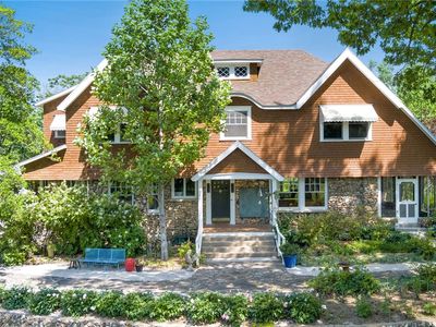 615 Prairie Creek Dr