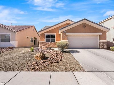 320 Fox Blitz Ave
