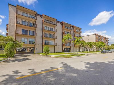 1950 W 54th St APT 206