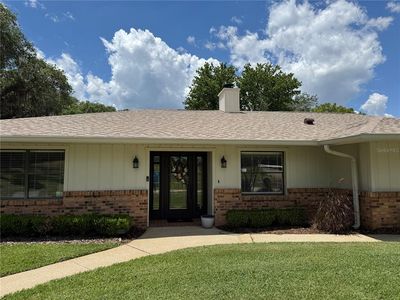 334 W F St