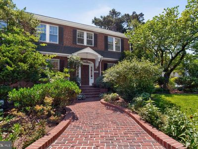 3201 Idaho Ave NW