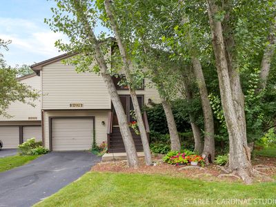 3S279 Briarwood Dr