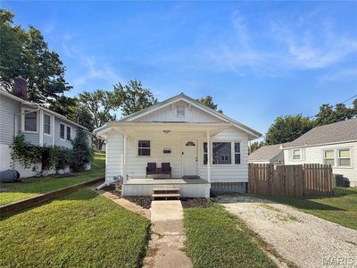 2713 Laclede St