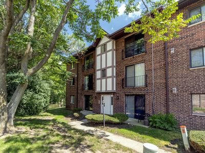 1736 S Washington St #G33