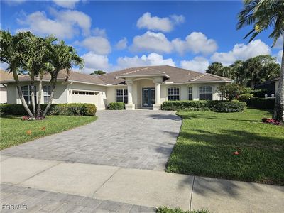 8944 Lely Island Cir