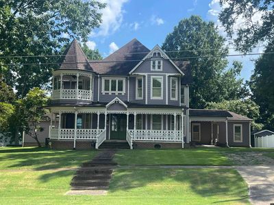 405 W Main St