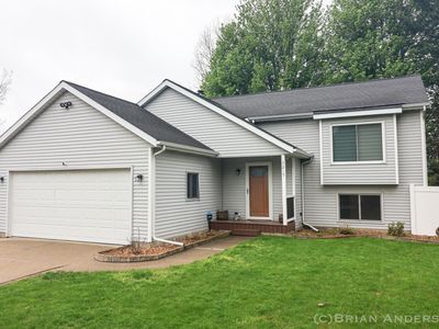 3215 Sunrise St SE