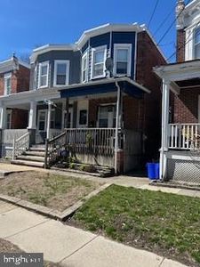 35 E Collings Ave