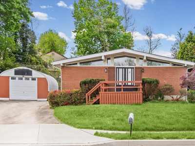 3 Arrowhead Ct