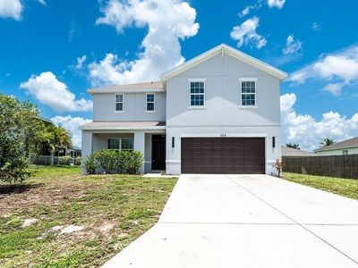 509 SW 27th Ter