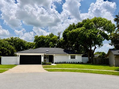 726 Forest Glen Ct