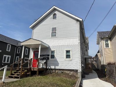 73 Oak St