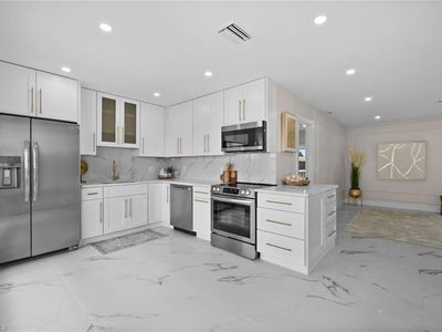 105 Harrison RD #4