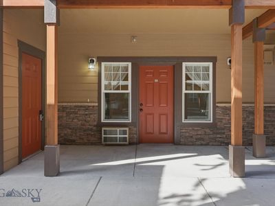 3014 Tina Ave APT 402
