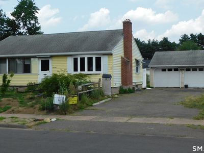 14 Leland Drive
