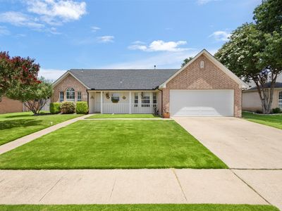6213 Peach Tree Dr