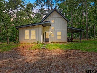 299 Southshore Dr