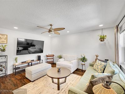 2850 NE 14th Street Cswy UNIT 203