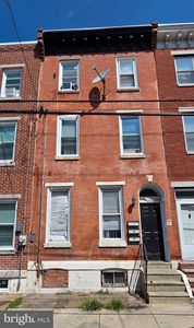 3839 Haverford Ave