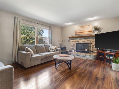 629 Two Rivers DRIVE