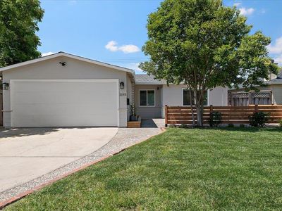 3193 Calzar Dr