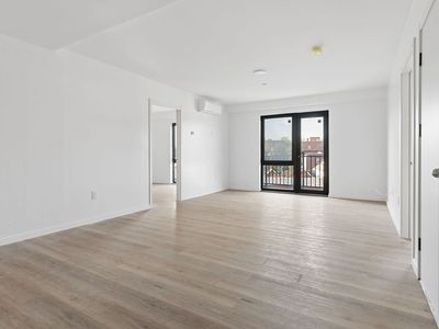 70-25 Queens Blvd #7H