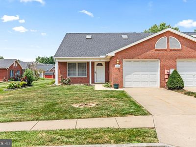121 Chantilly Ct