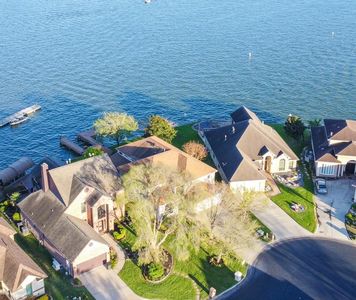 309 Harbor Cir