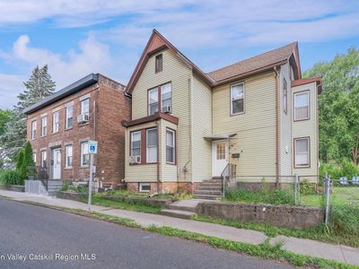 19 W Union Street