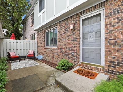 Property at 362 Carmelaire Ct, Carmel, IN