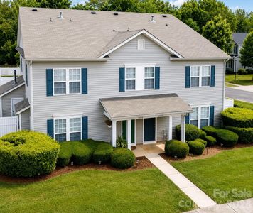 2049 Flushing Ct