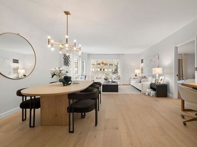 721 5th Ave APT 33C