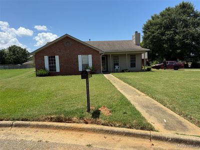 820 Montero Dr