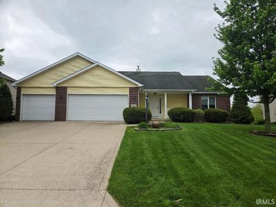 3310 Shallowbrook Dr