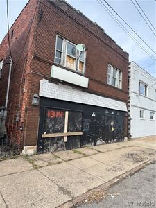 Property at 1314 Niagara St, Niagara Falls, NY