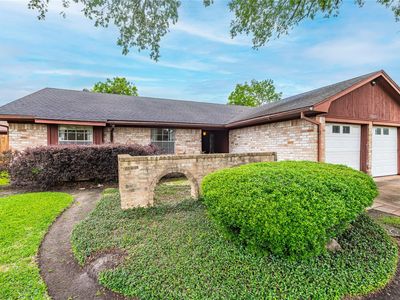 10223 Kirkglen Dr