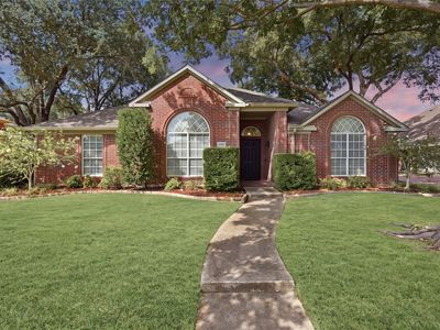 1905 Greenhill Dr