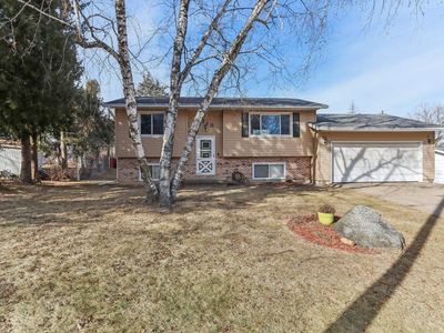 2710 Golden Gate Way