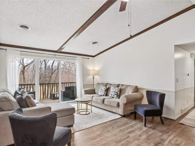 1512 1st Ave APT 204A