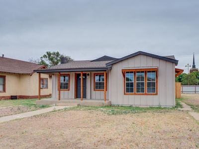 Property at 315 W Garza St, Slaton, TX