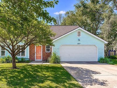 Property at 2809 Bluestem Dr, Lawrence, KS