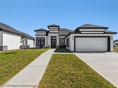 3104 E Sabinal Ave