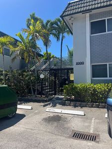 Property at 1000 SE 15th St APT 205, Fort Lauderdale, FL