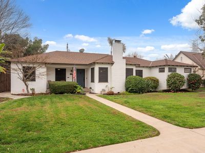 1313 W Beverly Drive