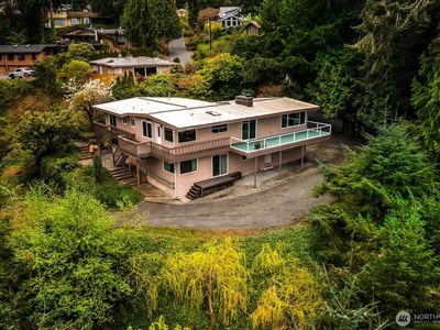 7413 Soundview Drive