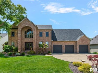 1104 Jemi Ln