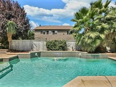 6472 Brook Hollow Cir